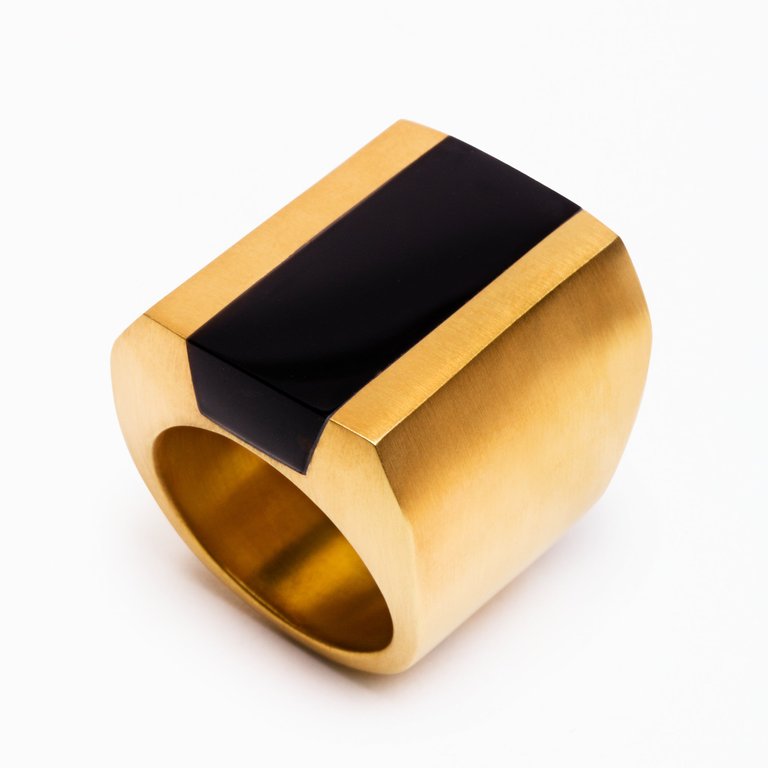 Deckard Ring - Gold/Onyx