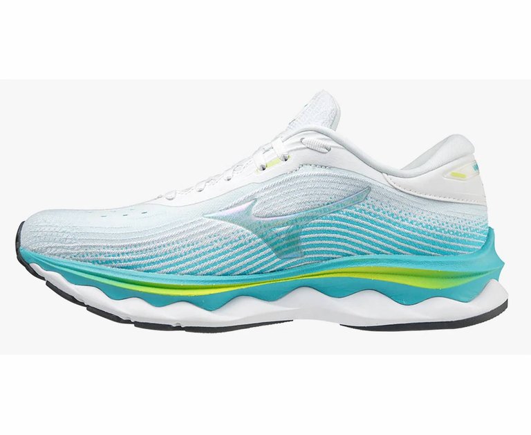 Women's Wave Sky 5 Running Shoe In White