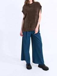 Fuzzy Sleeveless Sweater - Brown