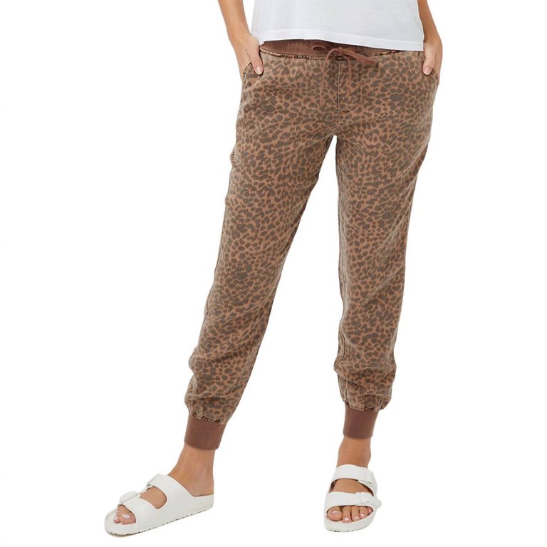 Leopard Jogger In Latte - Latte