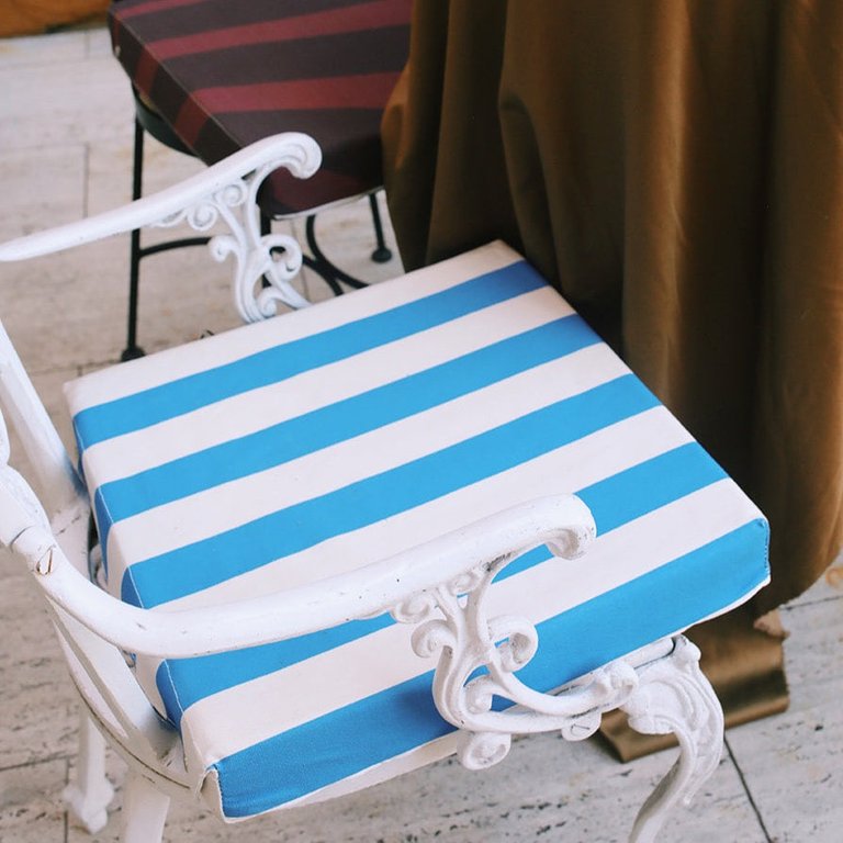 Blue Stripe Hot Seat