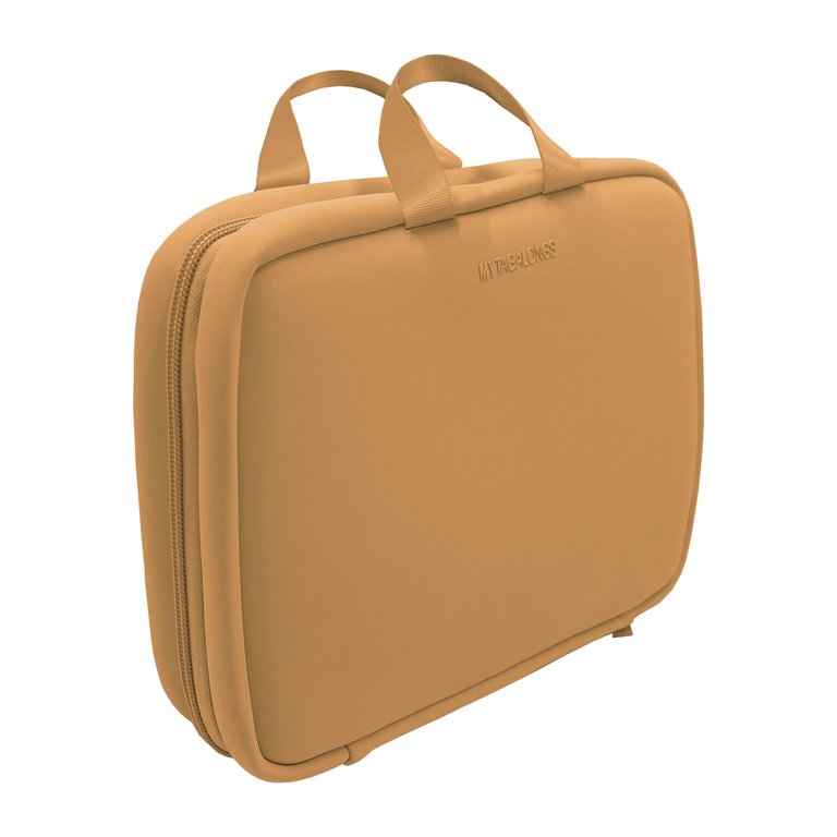 The Hanging Toiletry Case - Caramel