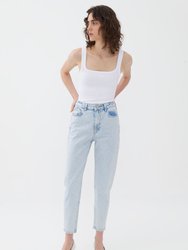 High-Waisted Jeans