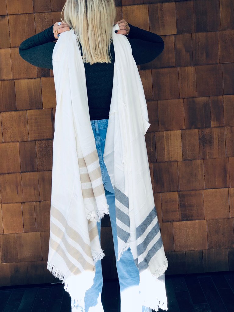 Cove WrapScarf / Beach Wrap