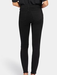 Ami Skinny Jeans In Petite - Black