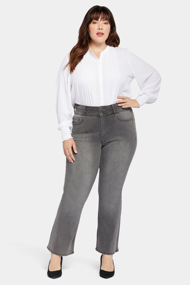 Ava Flared Jeans In Plus Size - Smokey Mountain - Smokey Mountain