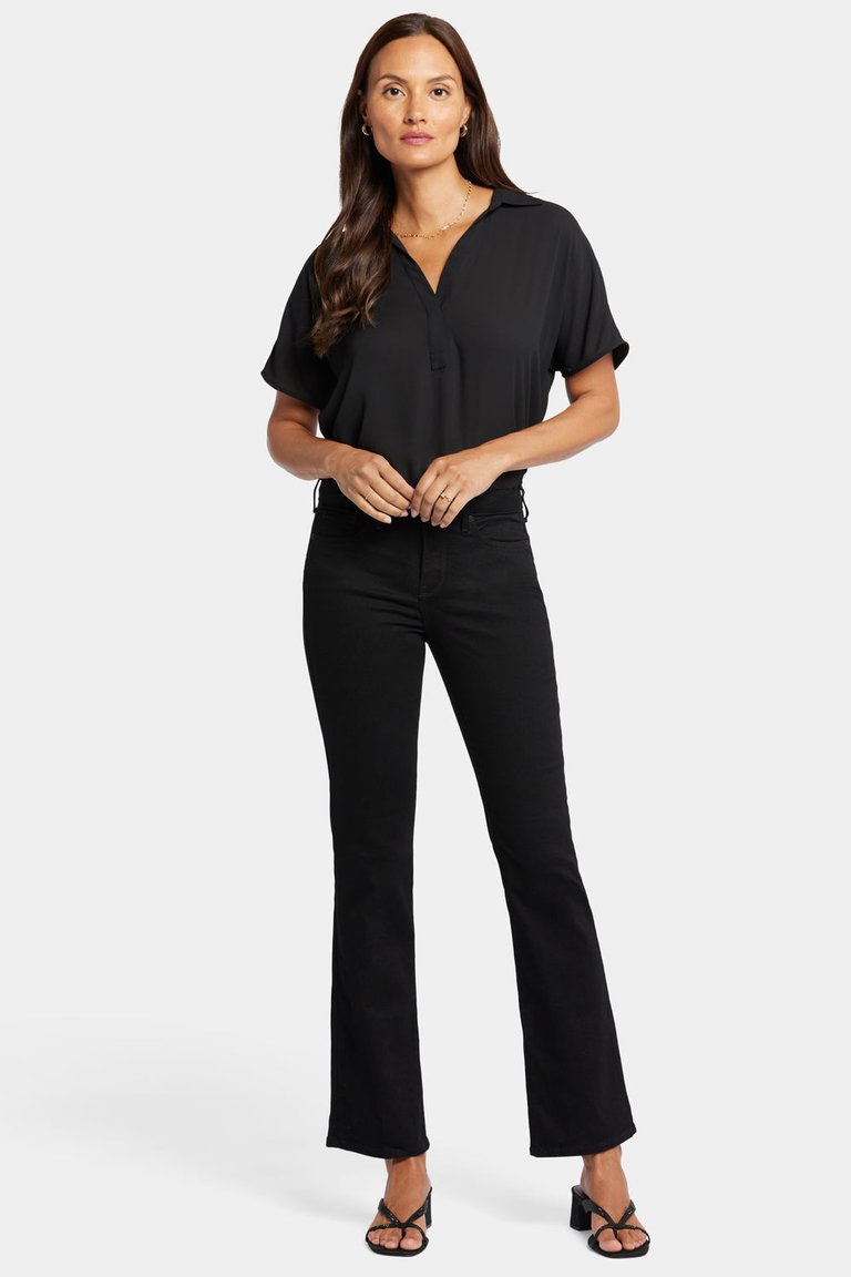 Barbara Bootcut Jeans In Short Inseam - Black