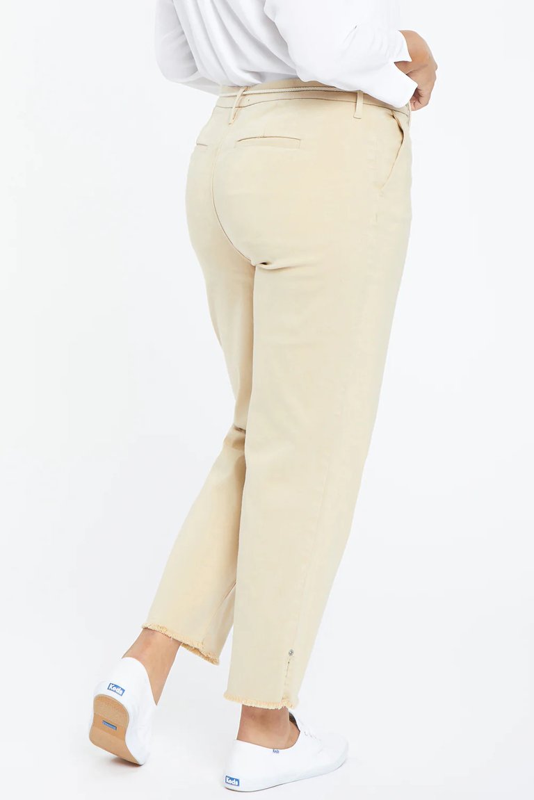 Relaxed Trouser Pants In Plus Size - Warm Sand - Warm Sand