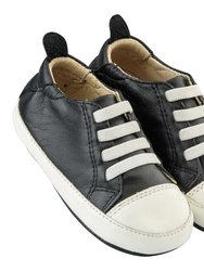 Black/White Eazy Tread Shoes