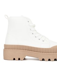 Women's Treasure Sneaker - White