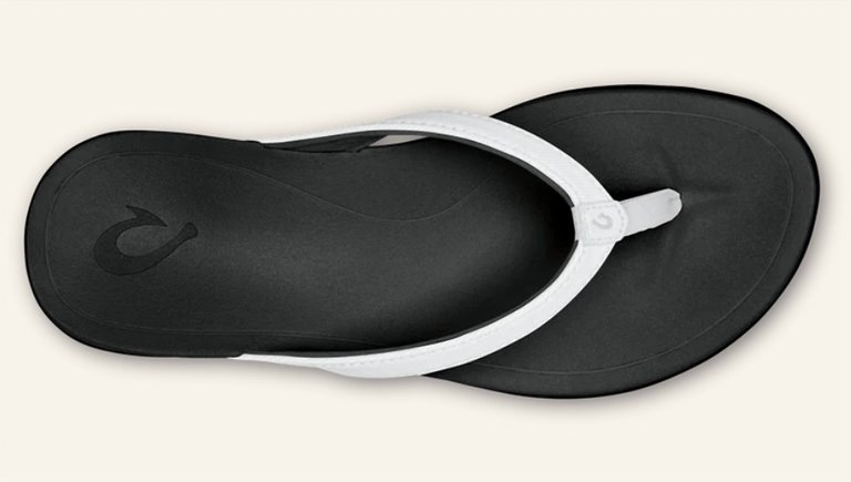 Ho'opio Beach Sandal In White/Onyx - White/Onyx