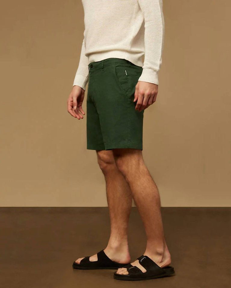 Men Stretch Linen Traveler Short In Forest Green