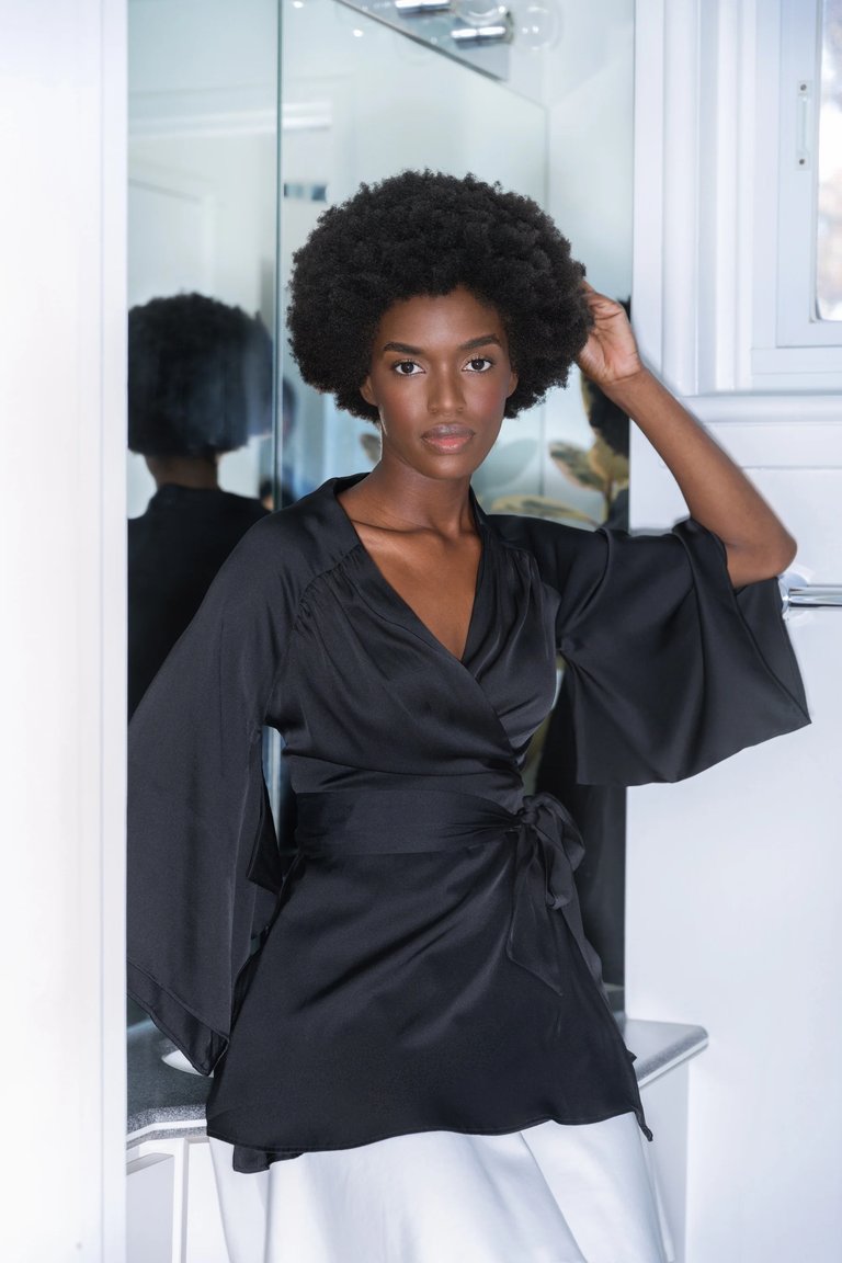 Juno Kimono Top / Black Silk - Black