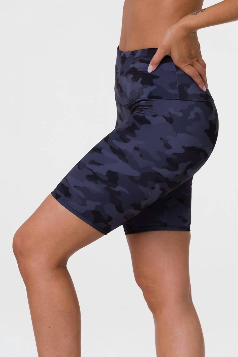 High Rise Biker Short In Black Grey Camo