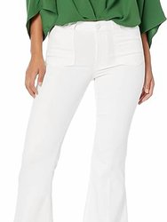 Genevieve Petite Flare Jeans In White - White