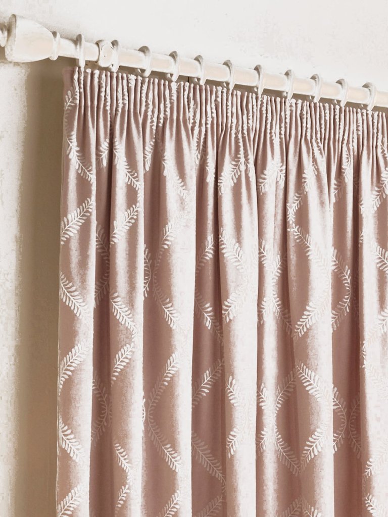 Paoletti Olivia Pencil Pleat Curtains (Blush) (46in x 72in) (46in x 72in)