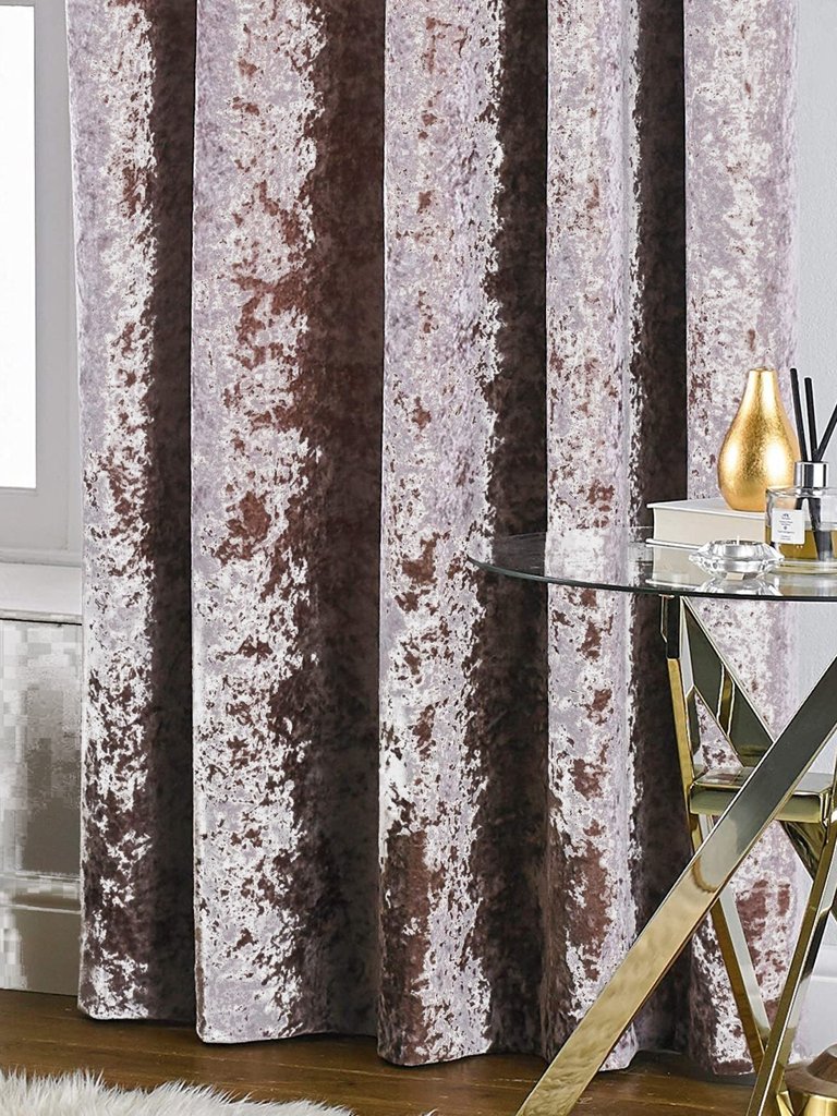 Paoletti Verona Crushed Velvet Eyelet Curtains (Blush) (54in x 90in) (54in x 90in)