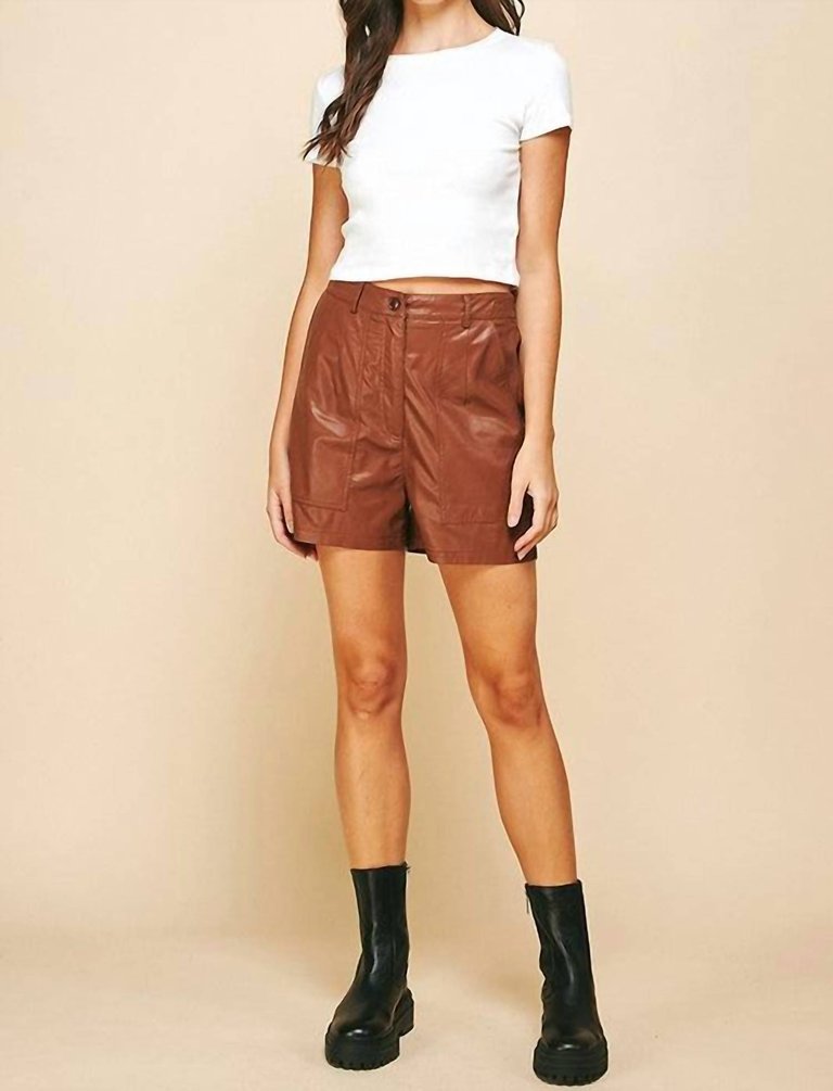 Hard Walking Shorts In Brown - Brown