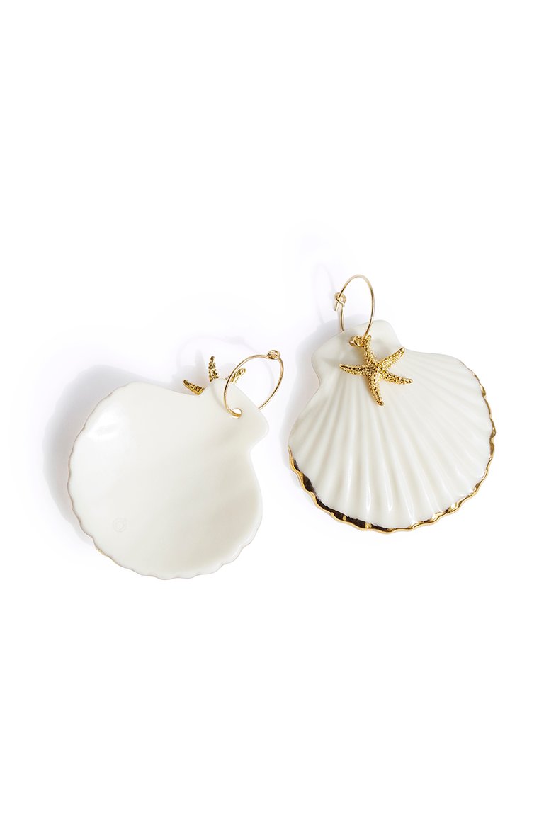 Golden Edge Clam Shell With Starfish Hoop Earrings