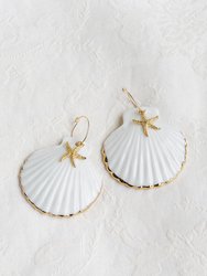 Golden Edge Clam Shell With Starfish Hoop Earrings