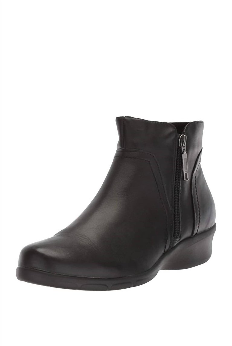 Waverly Ankle Boot - Extra Extra Wide In Black