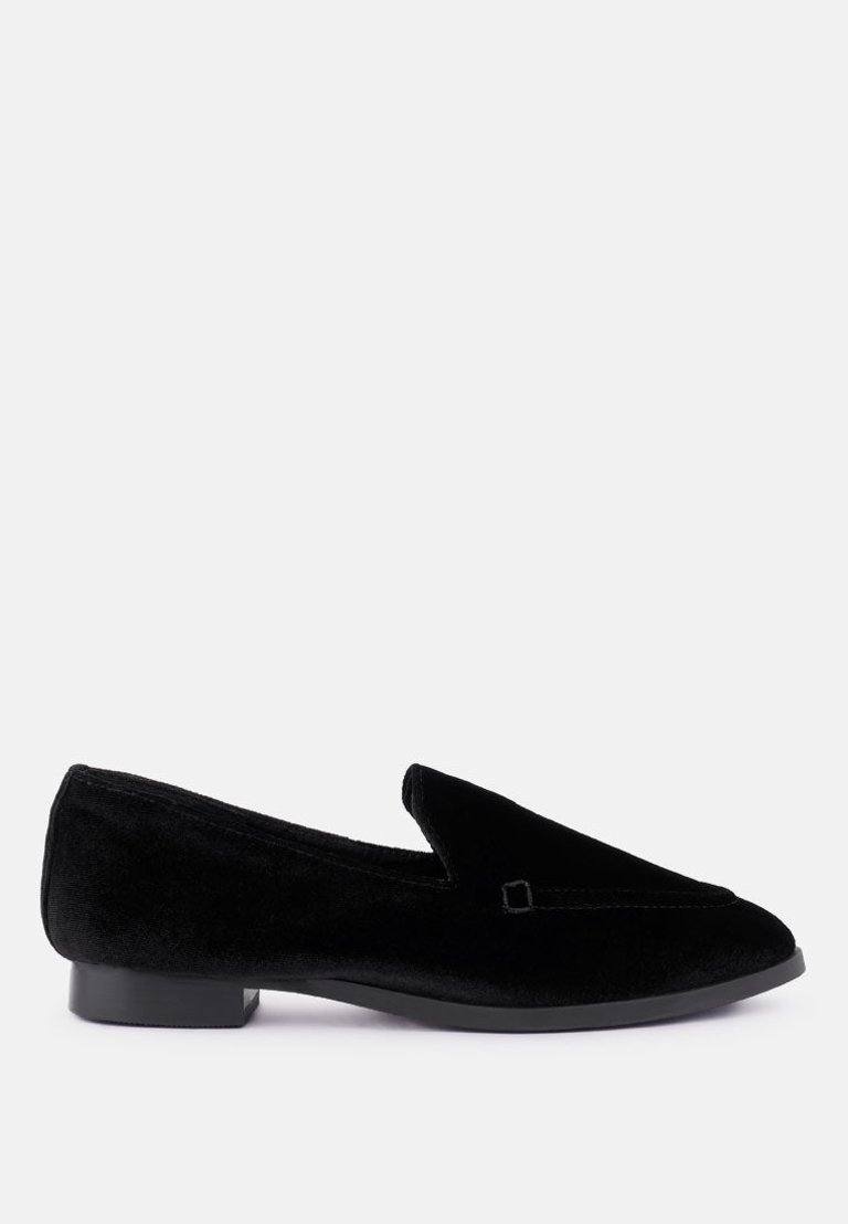 Luxe-lap Black Velvet Handcrafted Loafers