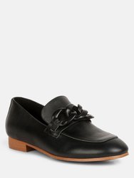 Merva Chunky Chain Leather Loafers In Black - Black