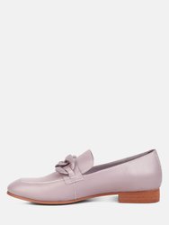 Merva Chunky Chain Leather Loafers In Off Lilac