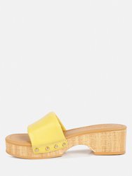 Minny Textured Heel Leather Slip On Sandals In Yellow