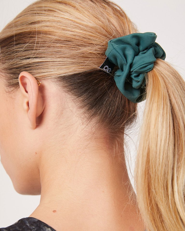 Cinch Scrunchi Hair Tie - Metropolis Black