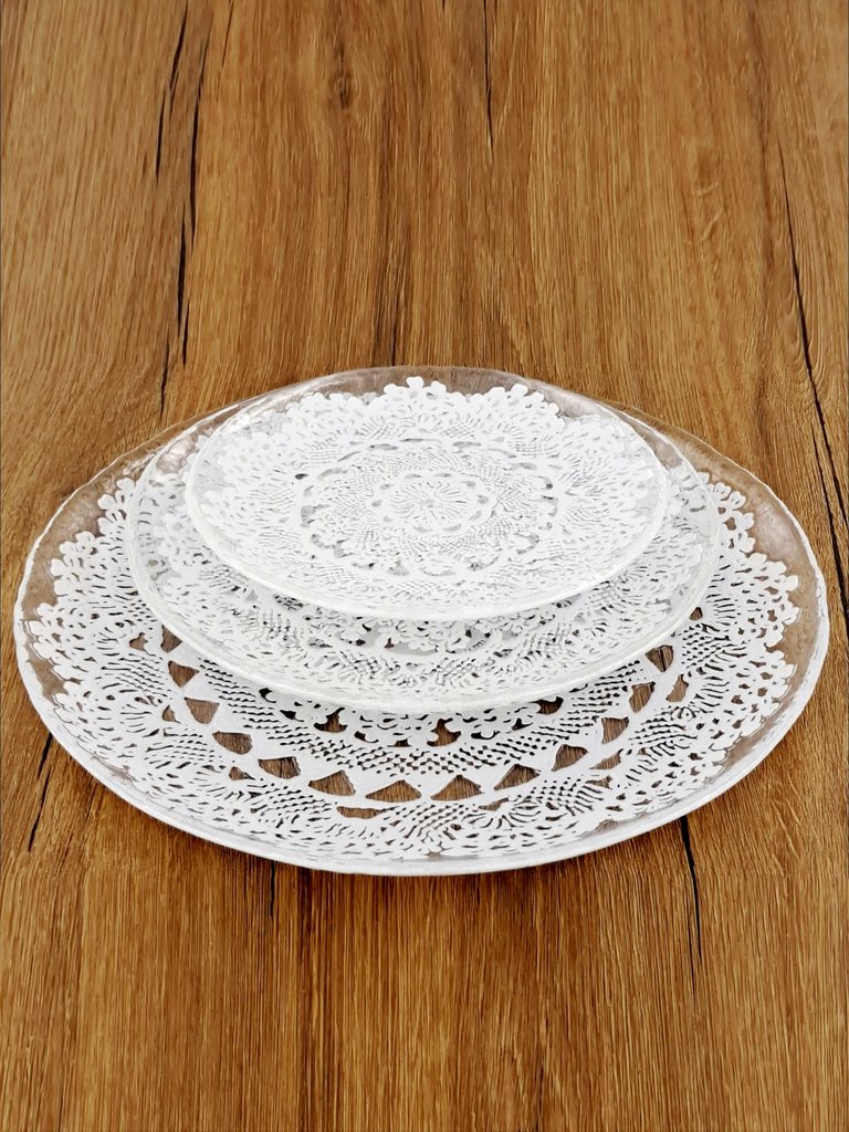 LILLE 12PC Dinner Plate Set - Clear/White
