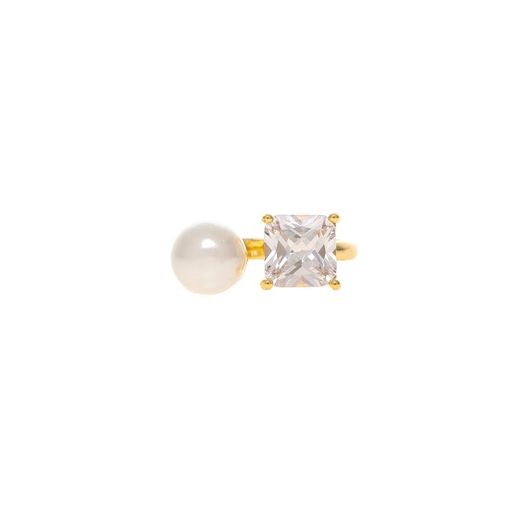 Princess Cut CZ + Pearl Toi Et Moi Ring - Gold