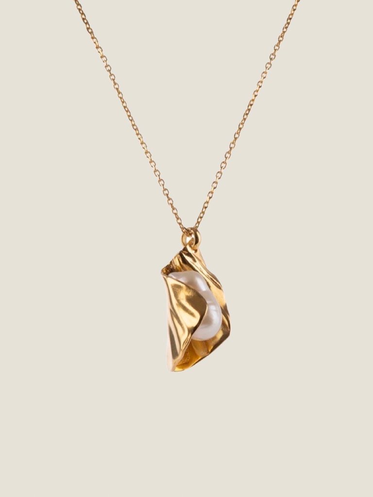 Baroque Pearl Pendant - Gold