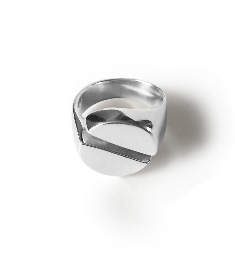 Rae Signet Ring - Silver