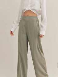 Lighthouse Pants In Olive - Olive