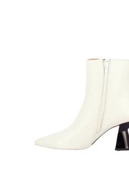 Elliana Boots - Off White