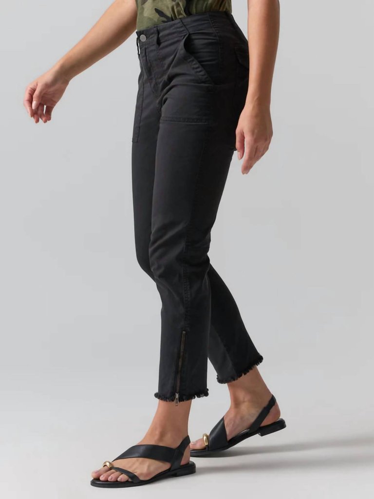 Peace Maker Pant In Black