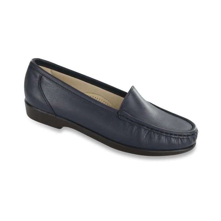 Women's Simplify Slip On Loafer - Double Wide In Navy