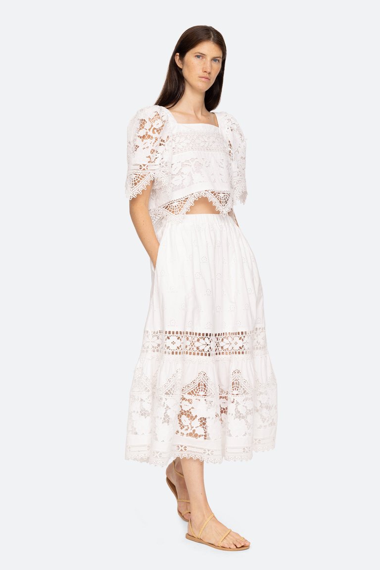 Joah Short Sleeves Embroidery Top