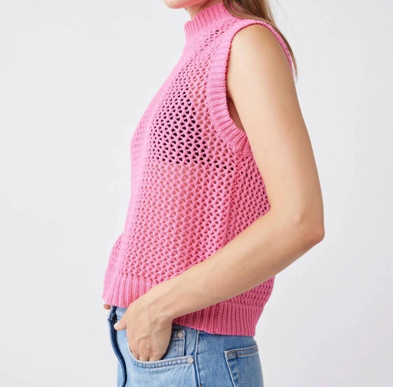 Dade Crochet Top In Hot Pink