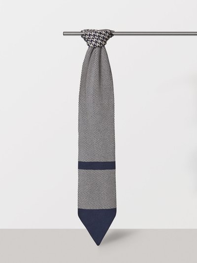 Serran Navy Classic Scarf product