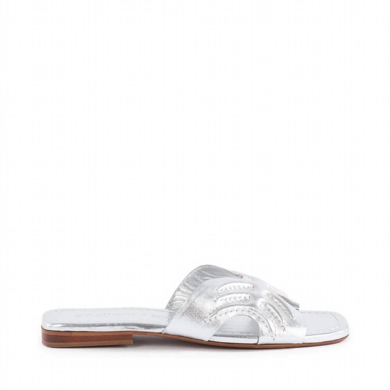 Madhu Sandal In Silver - Silver