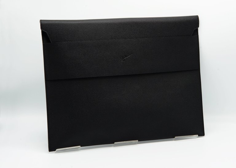 Carpeta Portfolio Sleeve With Pocket - Textured Black - Textured Black