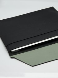 Carpeta Portfolio Sleeve With Pocket - Textured Black