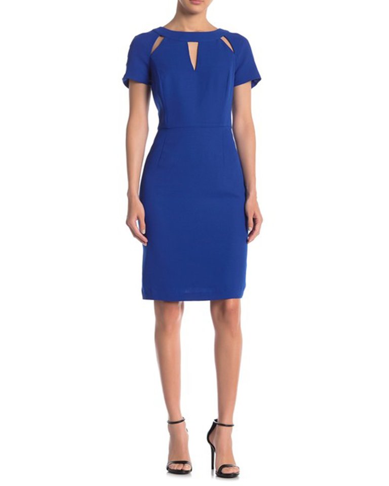 FOCUS by SHANI - Keyhole Crepe Dress - Blue