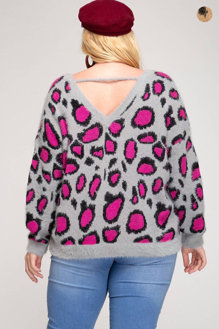 Leopard V Back Plus Sweater