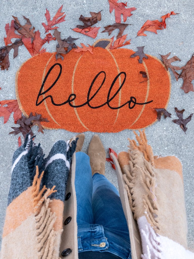 "Hello" Pumpkin Doormat - Orange
