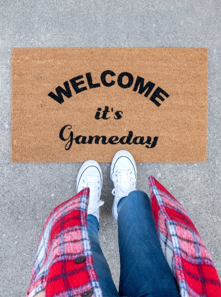 "Welcome It'S Gameday" Doormat - Natural