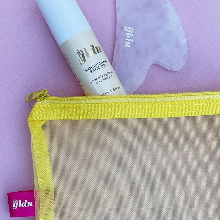 Gua Sha Rose Quartz Facial Tool & Nourishing Face Oil