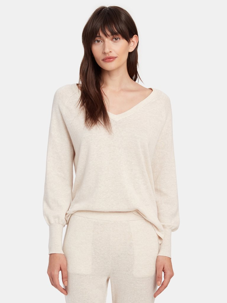 Brie V-Neck Pullover 